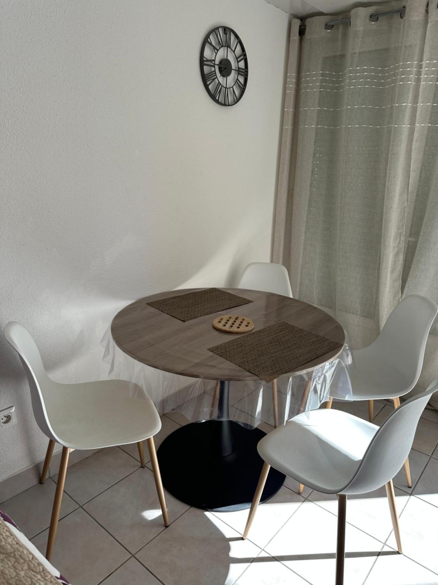 Appartement Proche De La Plage Saint-Pierre-la-Mer  Esterno foto