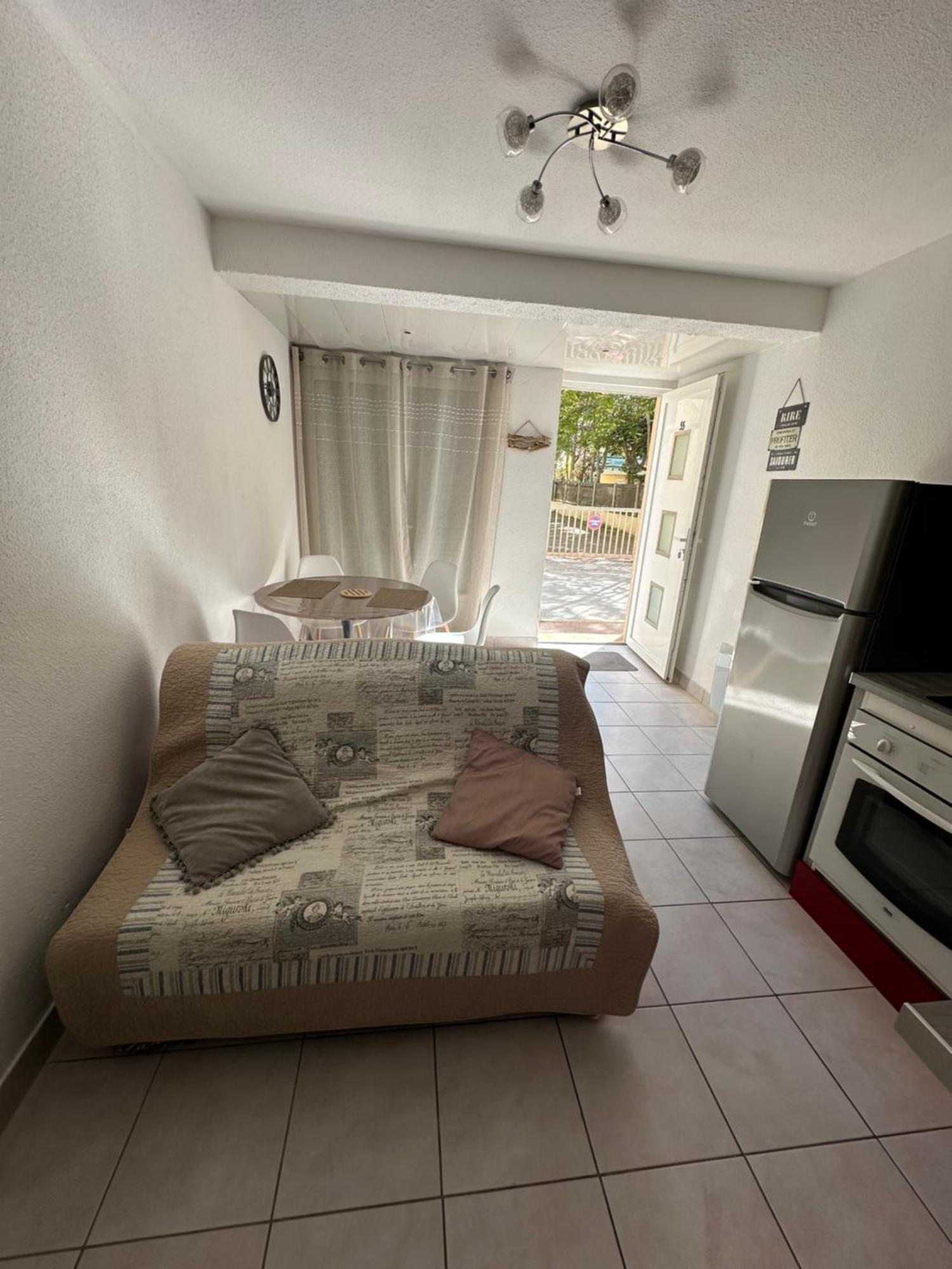 Appartement Proche De La Plage Saint-Pierre-la-Mer  Esterno foto